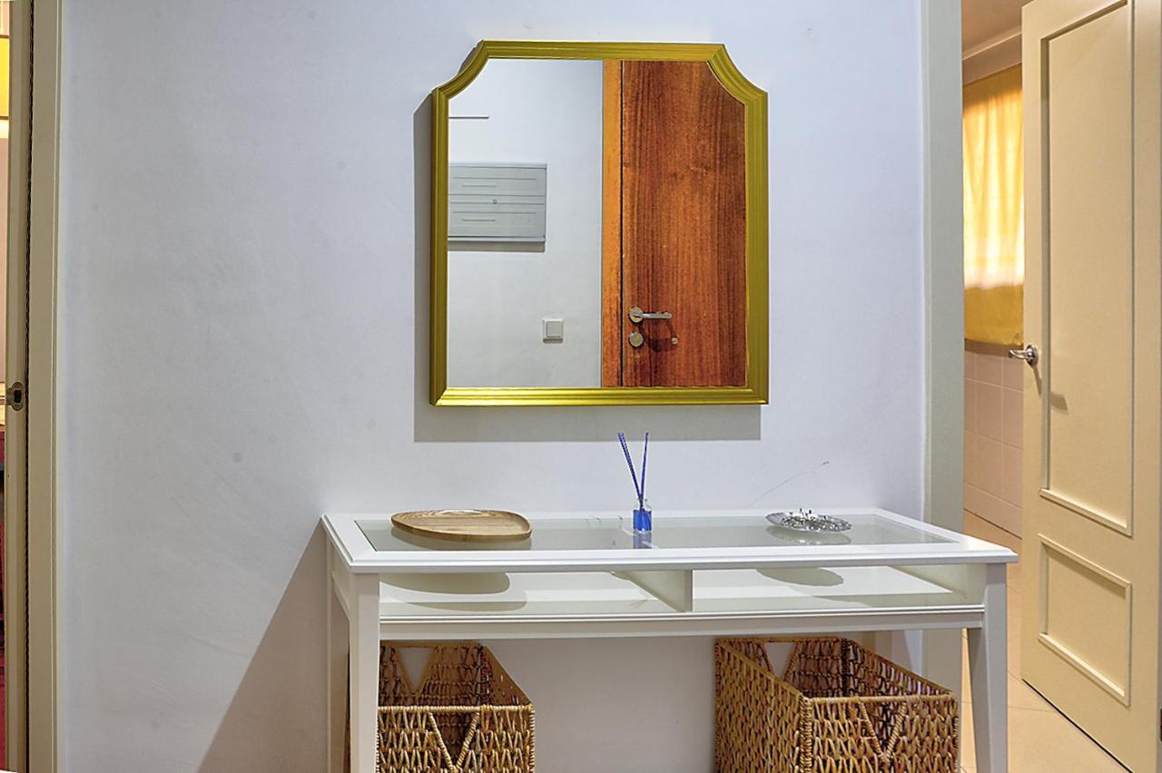 San Bernardo Family Apartment Sevilla Eksteriør bilde