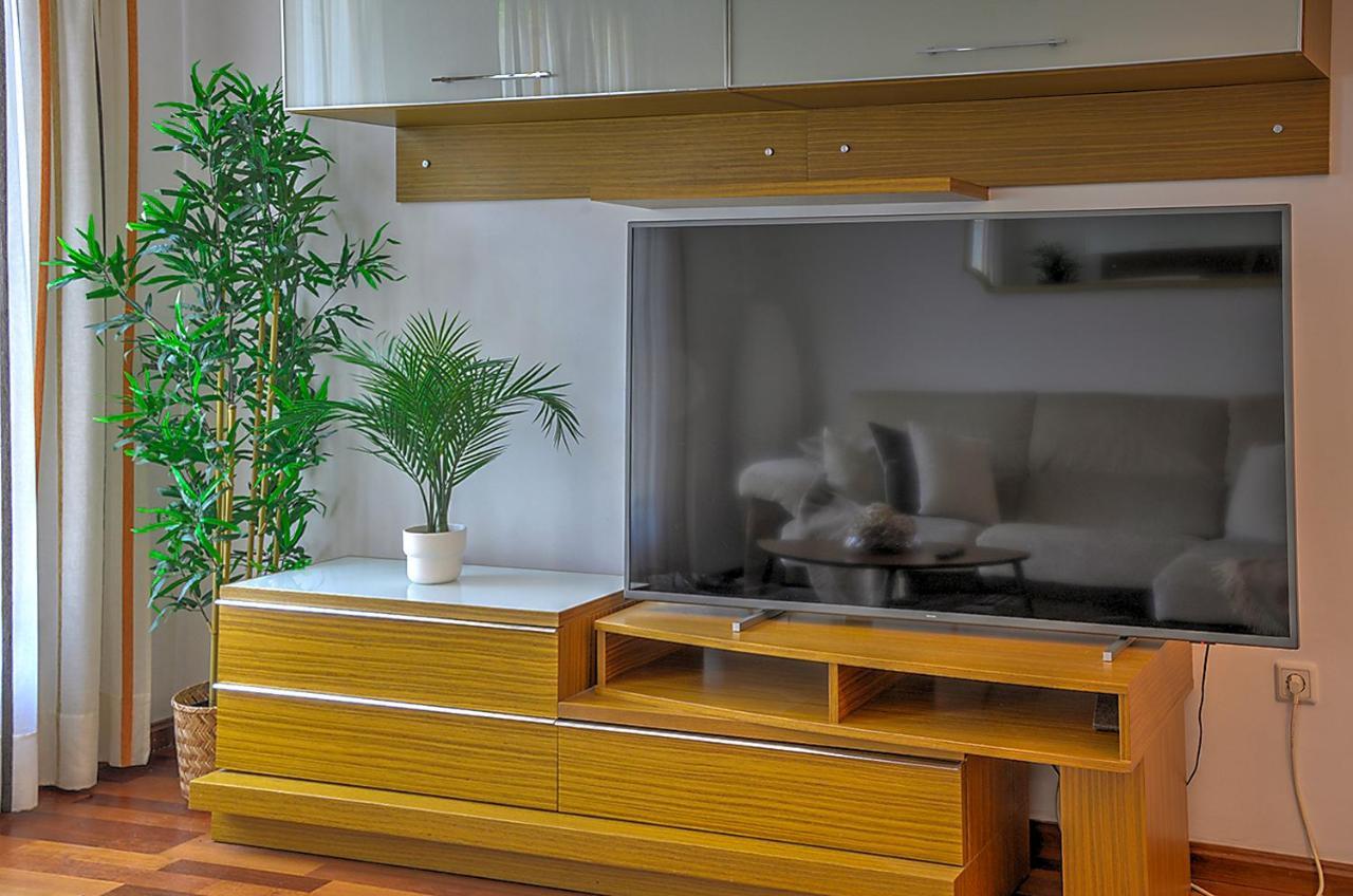 San Bernardo Family Apartment Sevilla Eksteriør bilde
