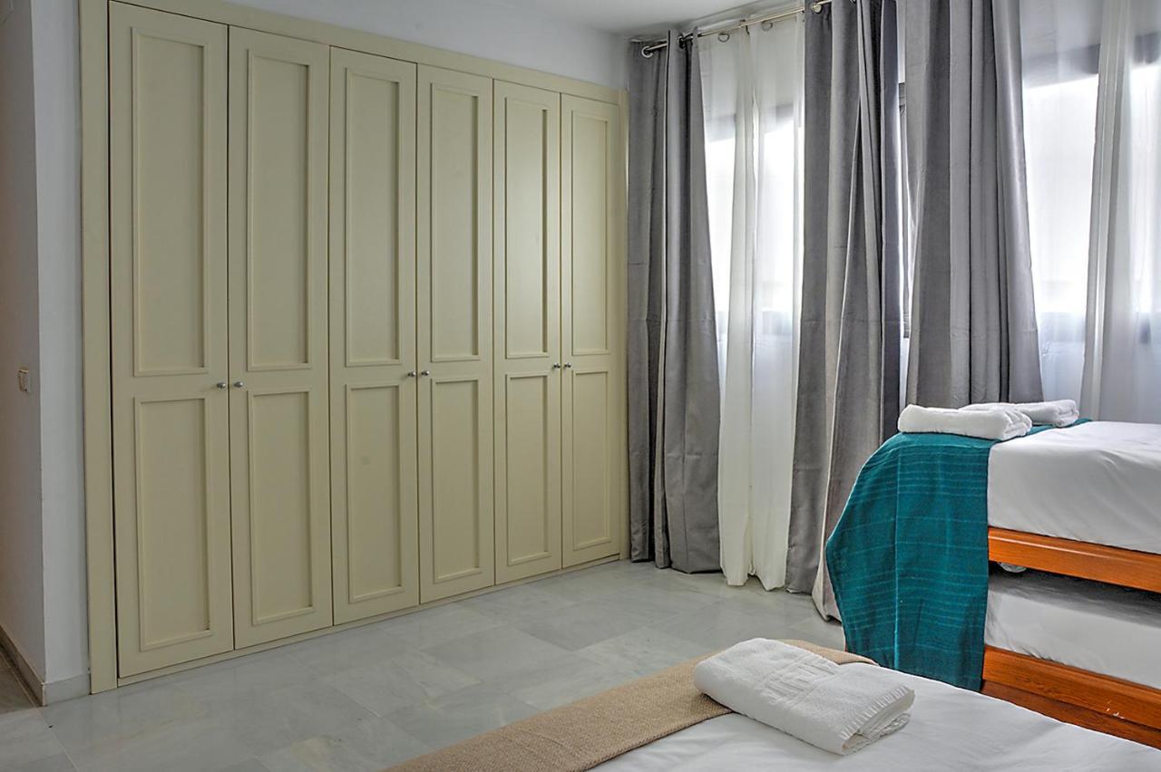 San Bernardo Family Apartment Sevilla Eksteriør bilde